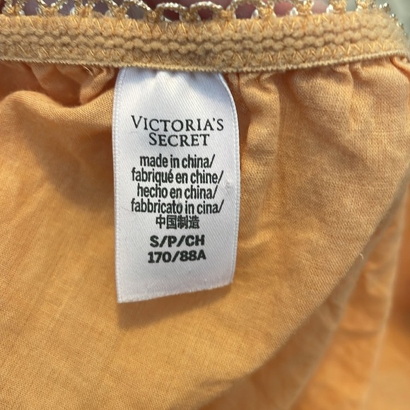 Victoria's Secret Peach Lace Romper - Picture 5 of 6